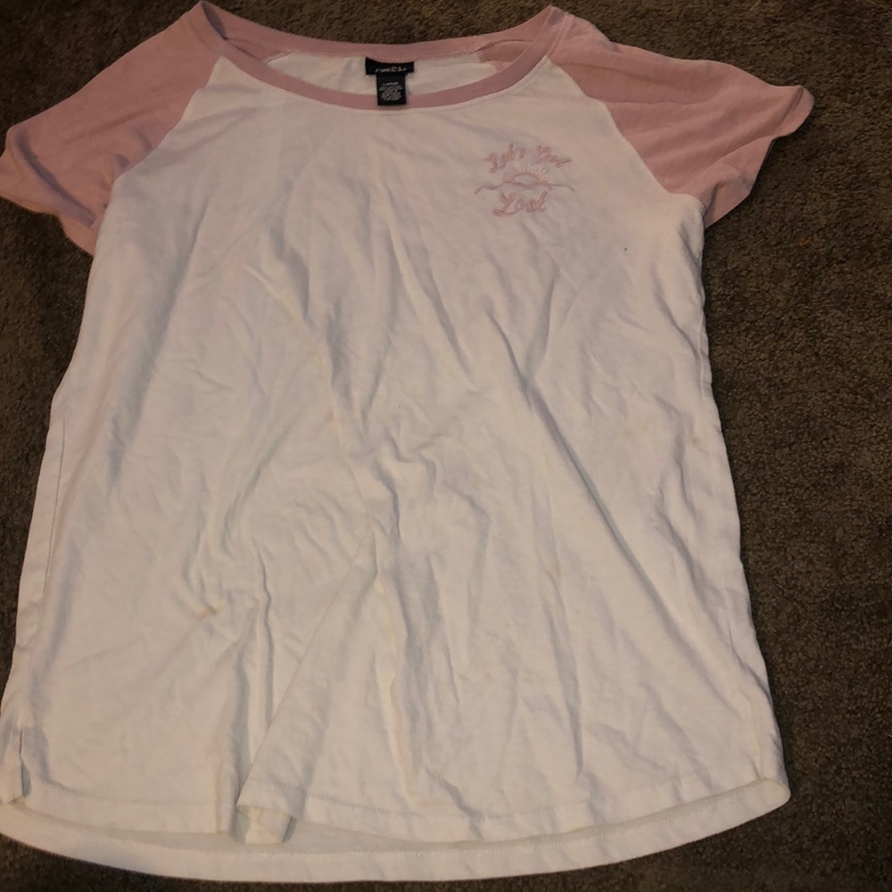 RUE 21 Long Graphic T-shirt